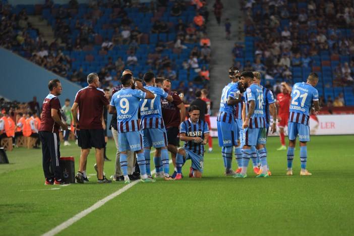 Trabzonspor’un eski futbolcusundan flaş sözler! “Şampiyon olmak istiyorlarsa…” 20